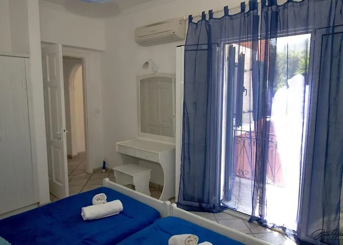 Blumarin Lägenhetshotell Agios Gordios (Corfu)